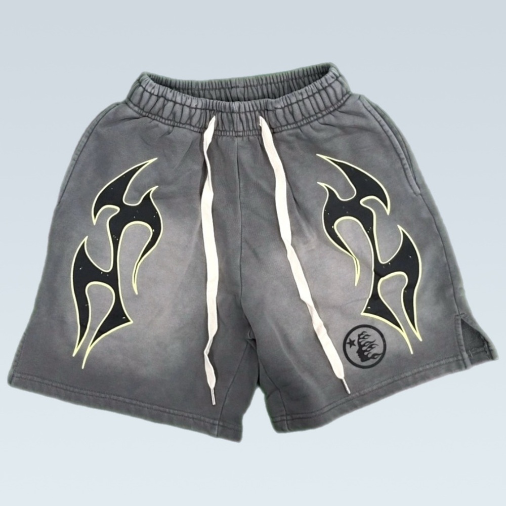 Hellstar shorts size M